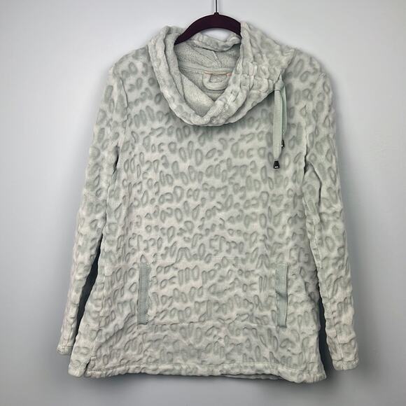 Soft Surroundings Tanzania Leopard Fleece Cowel-Neck Top size medium - Picture 2 of 8